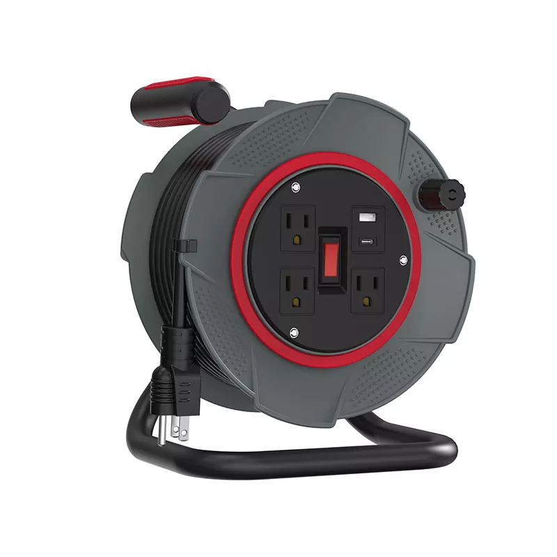 3outlets USB -plastist nöörirull 45 jalga 3outlets USB -plastist nöörirull 45 jalga